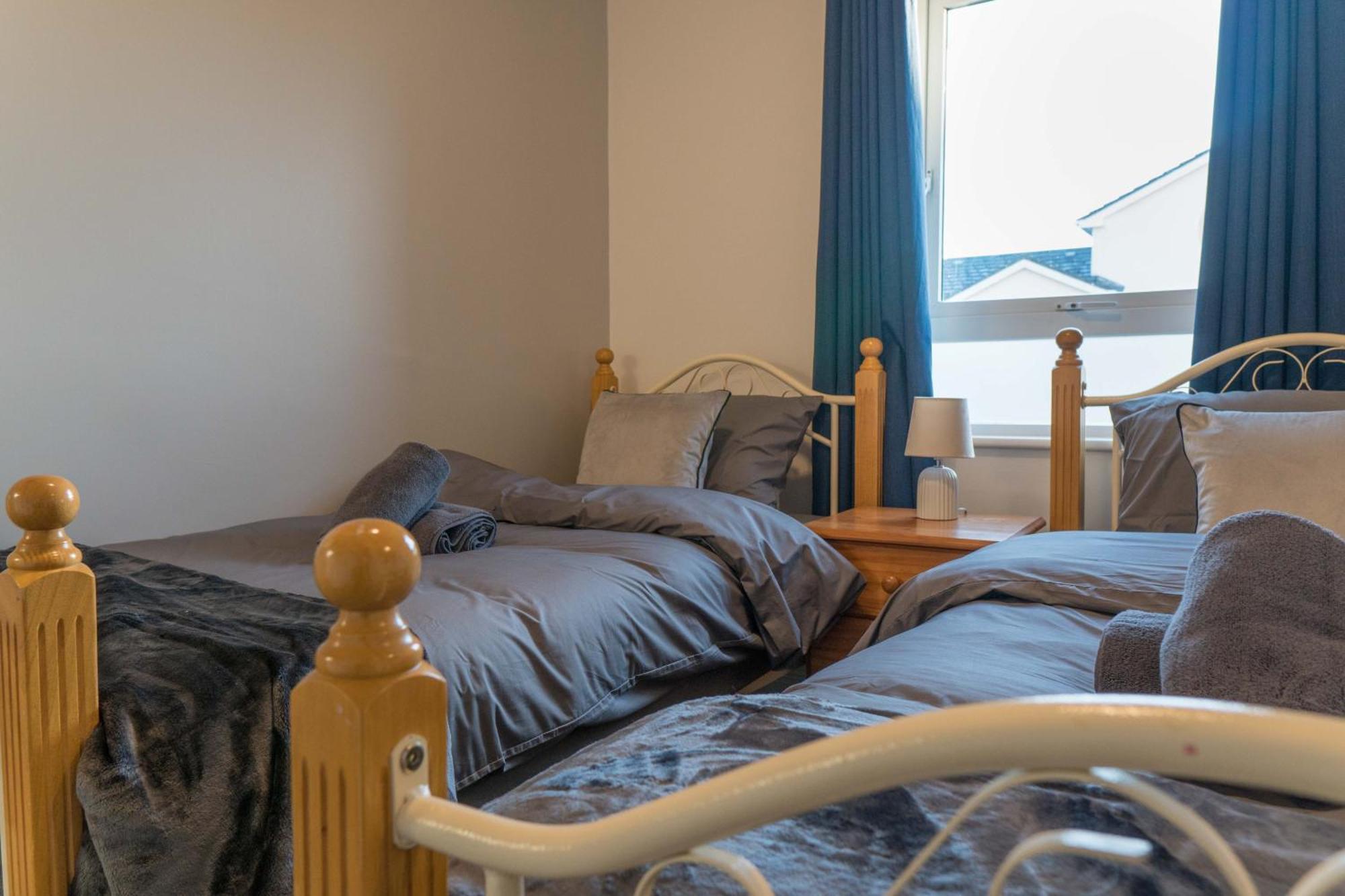 Glancys Accomadation Carrick-on-Shannon ภายนอก รูปภาพ