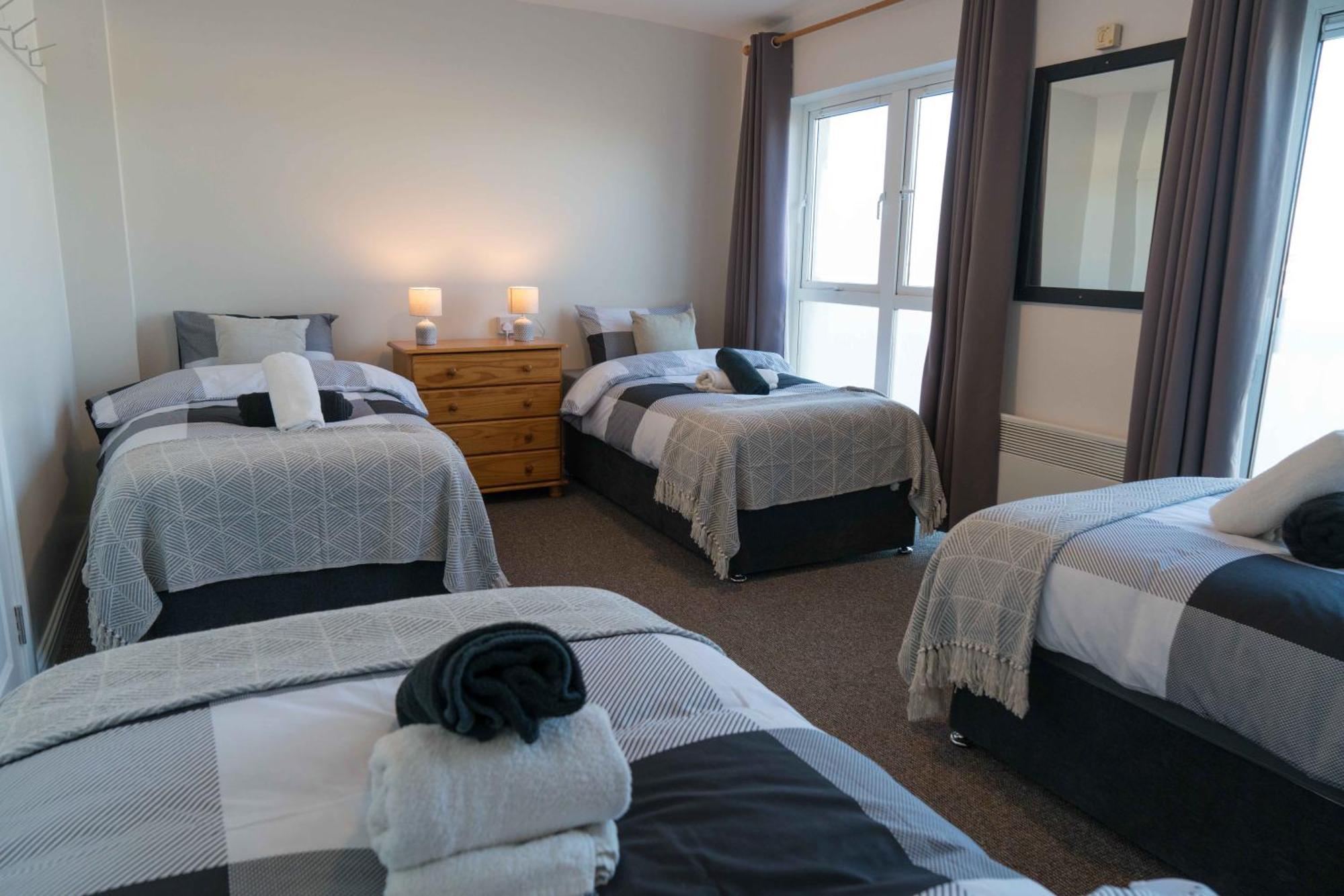 Glancys Accomadation Carrick-on-Shannon ภายนอก รูปภาพ
